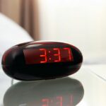 Funkwecker mit Leuchtziffern (de.depositphotos.com)