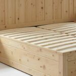 Hohes Holzbett (NF)